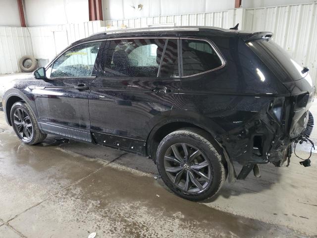 3VVMB7AX1PM037387 Volkswagen Tiguan SE 2