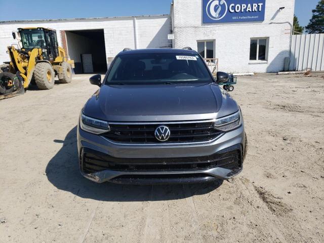 3VV8B7AX6NM025783 | 2022 Volkswagen tiguan se r-line black