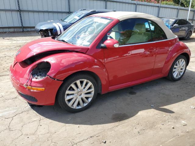 2010 Volkswagen New Beetle 