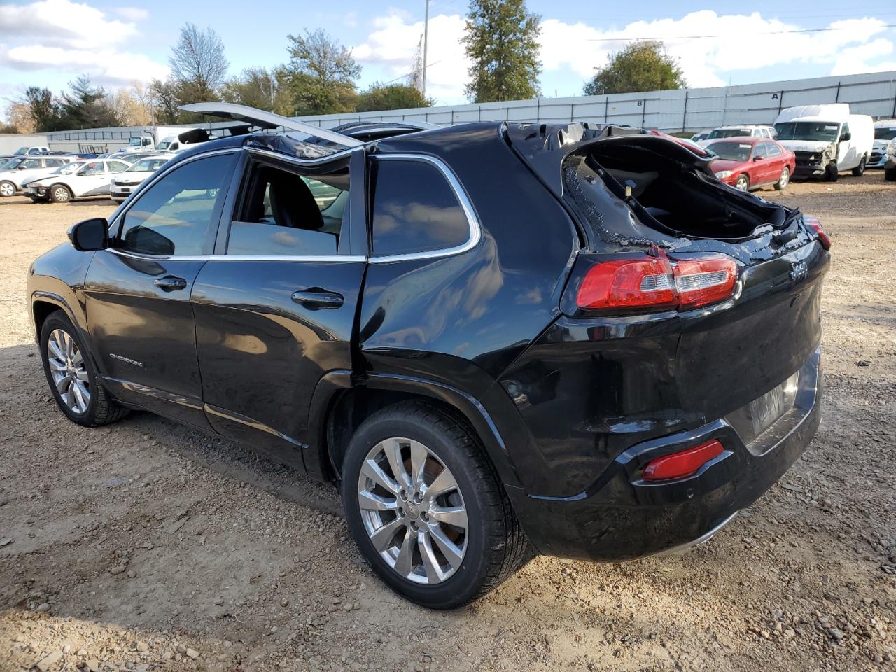 2016 Jeep CHEROKEE, OVERLAND