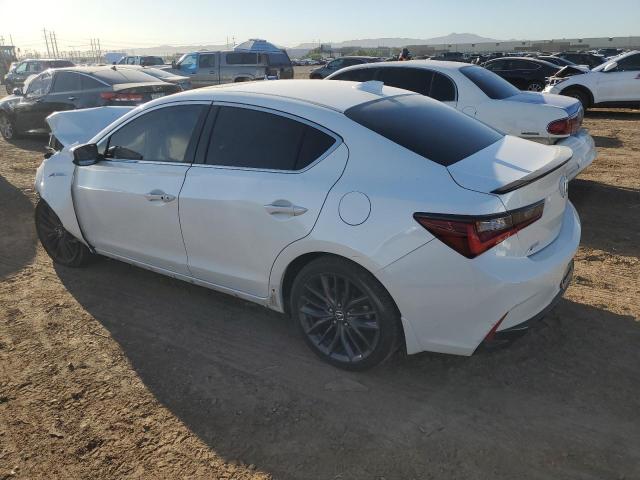 19UDE2F88NA005428 Acura ILX PREMIU 2