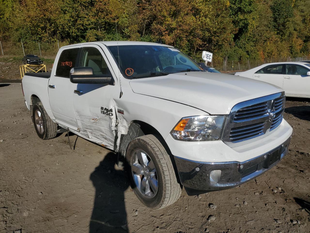 2018 Ram 1500 Slt vin: 3C6RR7LT7JG196776