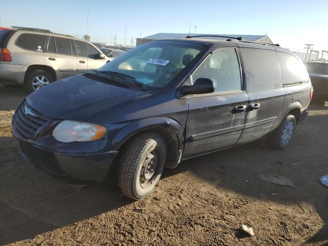 2005 Chrysler Town & Country LX