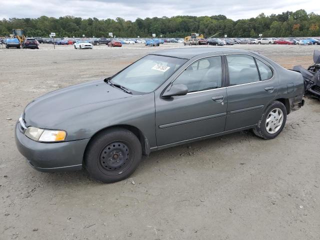 1999 Nissan Altima XE