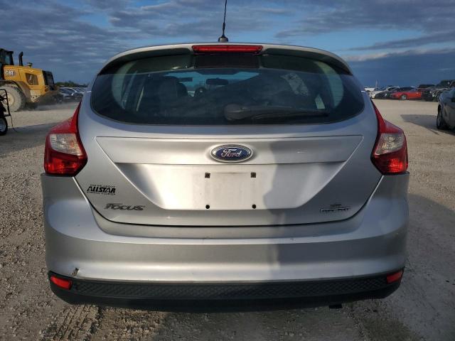1FADP3K29EL200514 Ford FOCUS SE