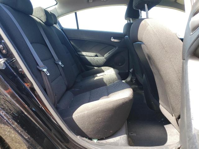 3KPFK4A7XHE058451 KIA FORTE LX