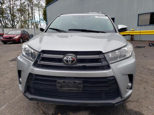 5TDJZRFH8JS539038 Toyota Highlander Se
