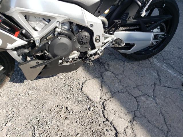 2022 APRILIA TUONO V4 1 ZD4KZUA01NS000349