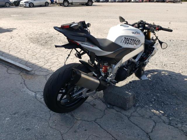 2022 APRILIA TUONO V4 1 ZD4KZUA01NS000349