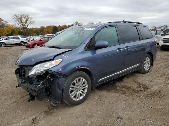 2017 Toyota Sienna XLE