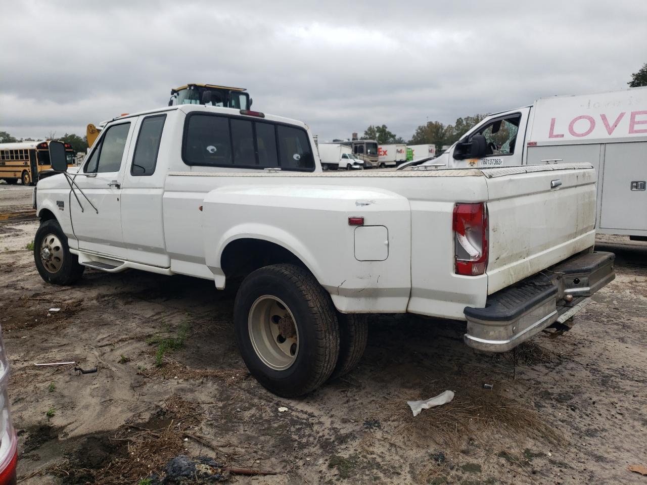 1FTJX35F6VEA87623 1997 Ford F350