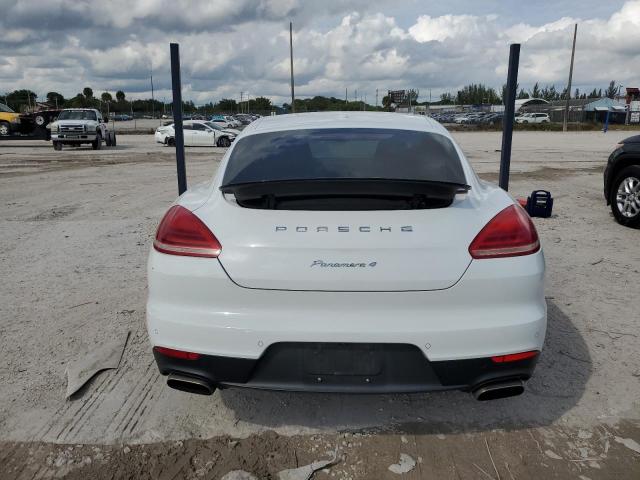 WP0AA2A79FL003902 Porsche PANAMERA 2