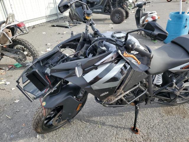 2020 KTM 1290 SUPER - VBKV79407LM919764
