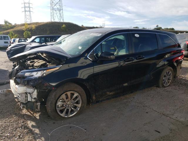 2021 Toyota Sienna LE