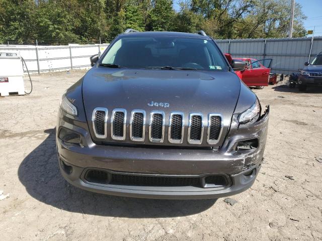 1C4PJMCB9FW702808 Jeep Cherokee Latitude