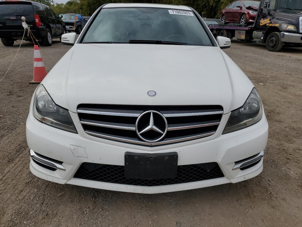 WDDGF8AB7EA907749 2014 Mercedes-Benz C 300 4Matic