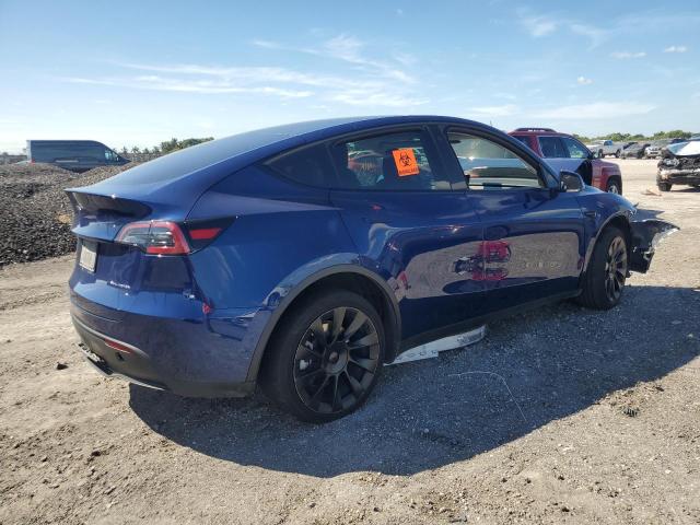 7SAYGDEE7NF480821 Tesla Model Y  3