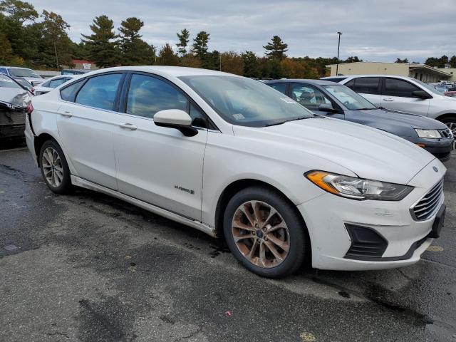 3FA6P0LU4KR138086 | 2019 FORD FUSION SE