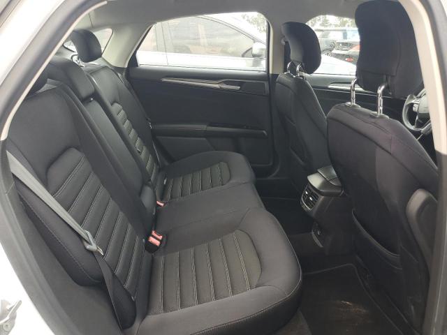 3FA6P0H71ER392653 Ford FUSION SE