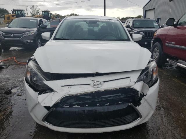 3MYDLBZV6GY110054 2016 Toyota Scion Ia