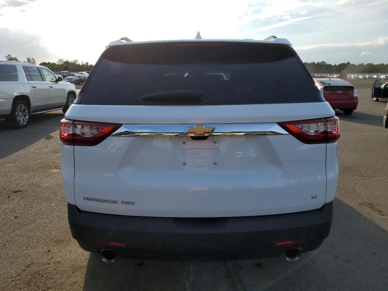 1GNEVHKWXMJ169392 Chevrolet Traverse L 6