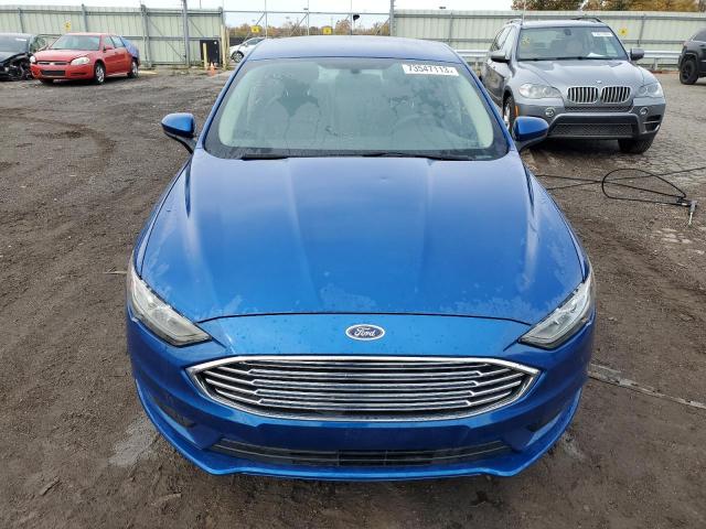 3FA6P0HD3HR137755 Ford FUSION SE