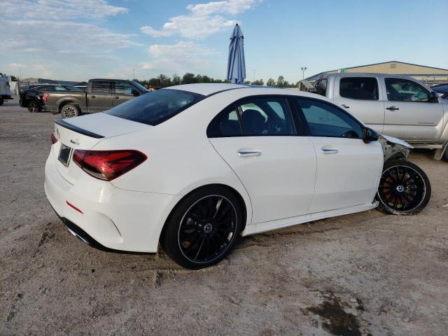 WDD3G4FB5KW018038 Mercedes-Benz A 220 4matic