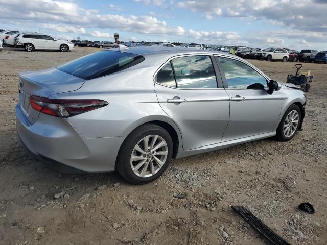  TOYOTA CAMRY 2021 Сріблястий