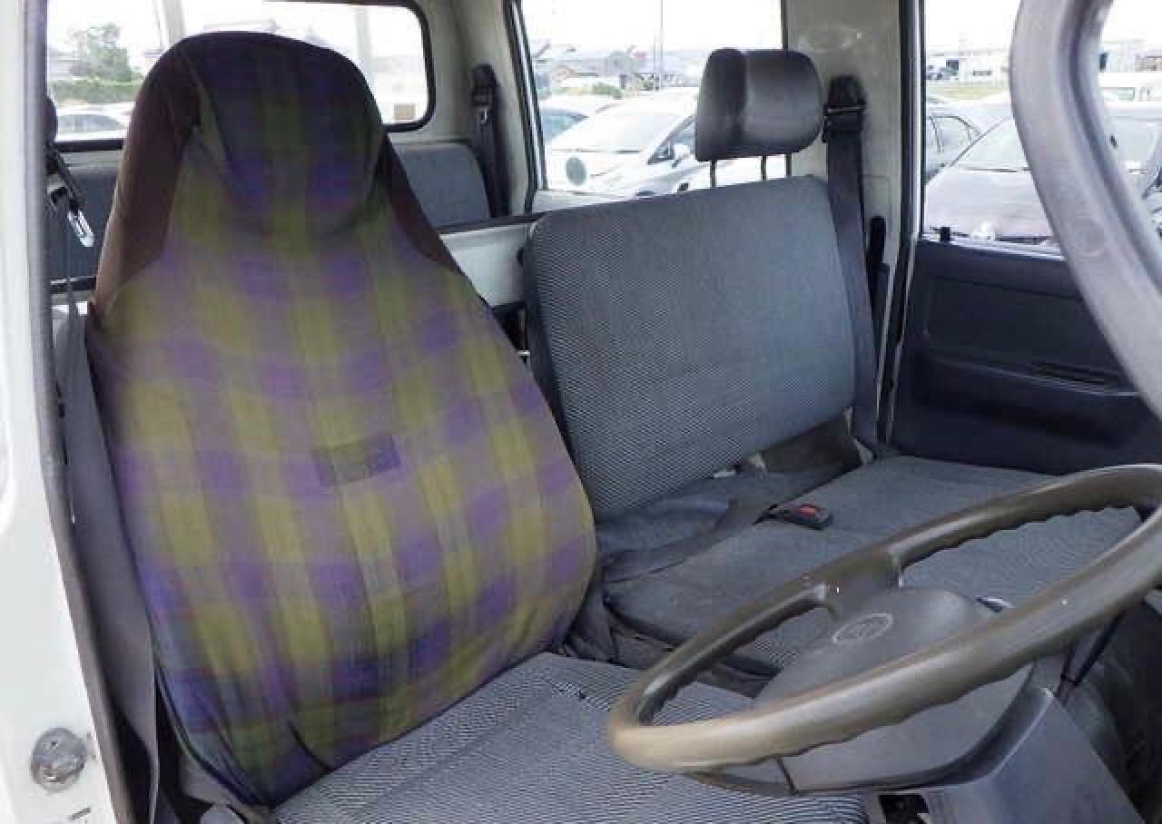 LY1510001160 1995 Toyota Hiace