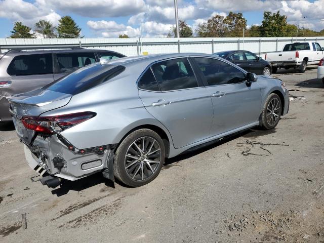 4T1T11AK9NU683389 | 2022 TOYOTA CAMRY SE