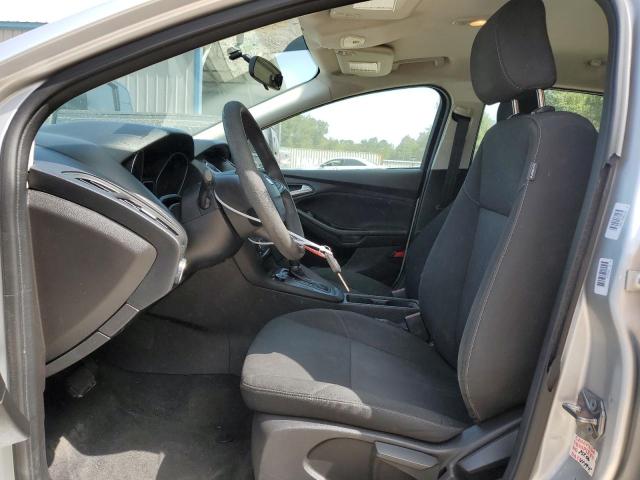 1FADP3K28FL282107 Ford FOCUS SE