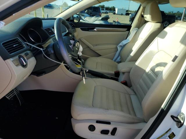 2017 VOLKSWAGEN PASSAT SEL - 1VWCT7A3XHC002240