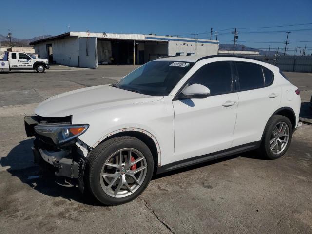 2018 Alfa Romeo Stelvio Sport