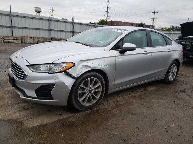 3FA6P0HD7KR129357 Ford Fusion SE