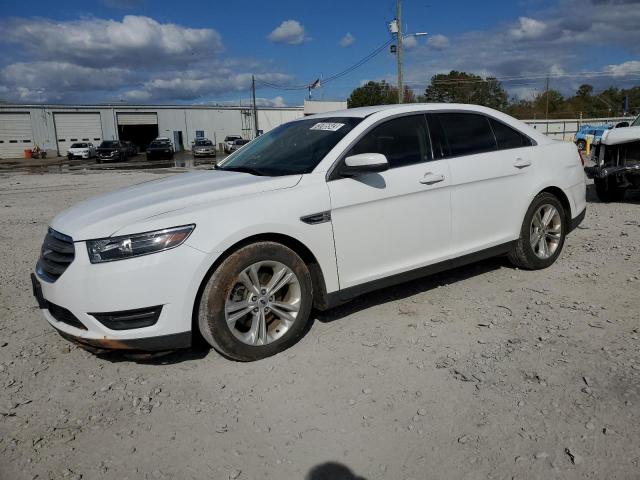 2016 Ford Taurus SEL