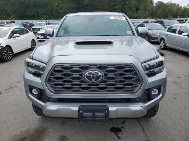  TOYOTA TACOMA 2021 Сріблястий