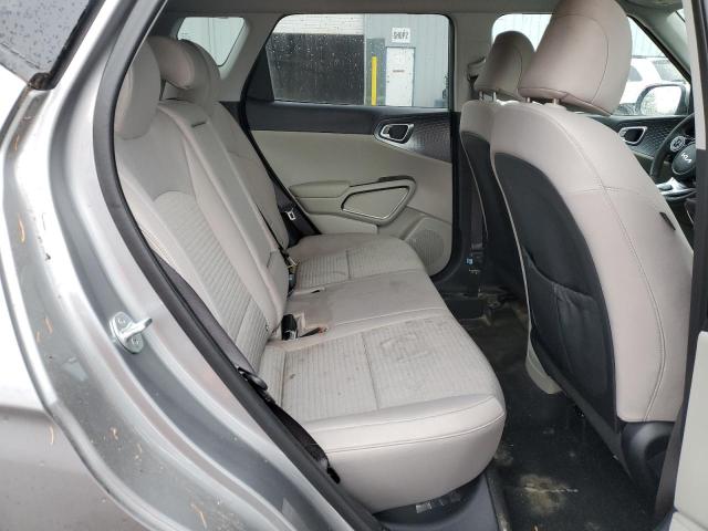 KNDJ33AU8N7816757 KIA SOUL EX