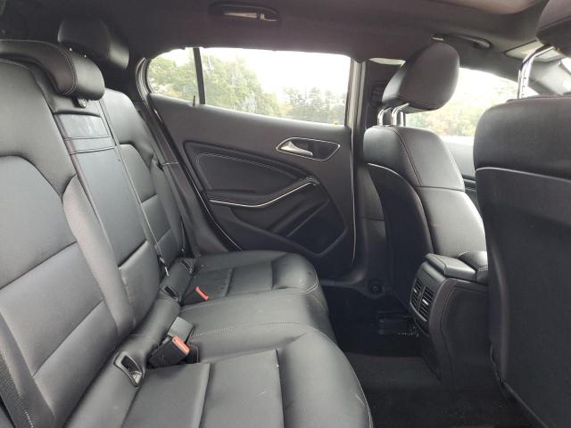 WDCTG4GB0KJ552208 Mercedes-Benz Gla 250 4matic