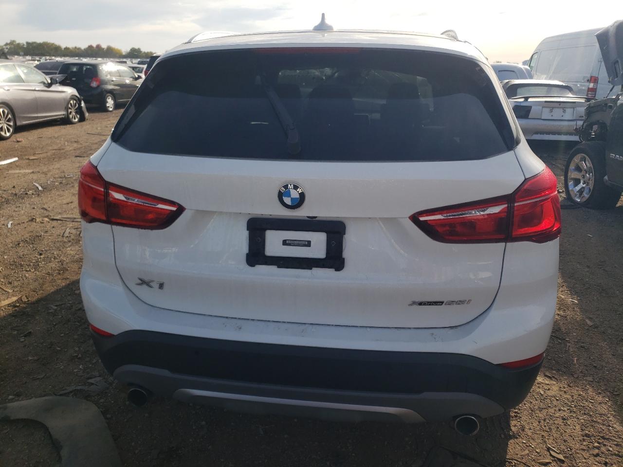 WBXHT3C51K3H35970 BMW X1 XDRIVE2 6