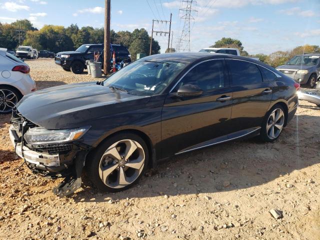 2018 Honda Accord Touring VIN: 1HGCV1F91JA069996 Lot: 40806653