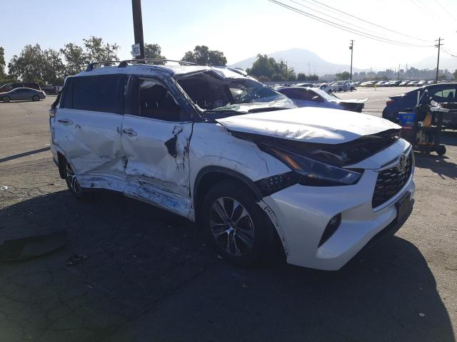 VIN 5TDHZRAH9MS049797 2021 Toyota Highlander, Xle no.4