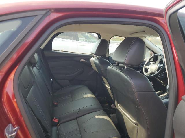  FORD FOCUS 2014 Червоний