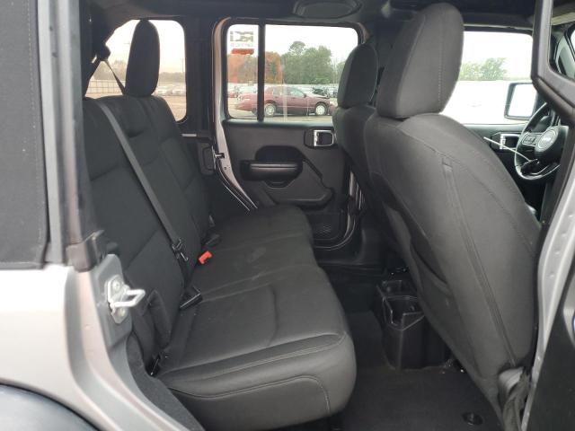 1C4HJXDN6JW211569 Jeep Wrangler Unlimited Sport