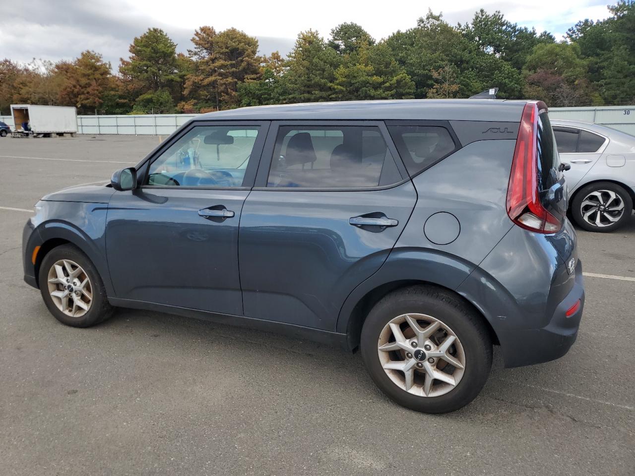 2022 Kia Soul Lx vin: KNDJ23AU6N7837948