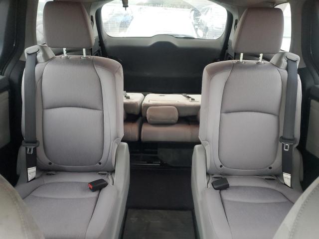 5FNRL6H28JB075975 2018 Honda Odyssey Lx