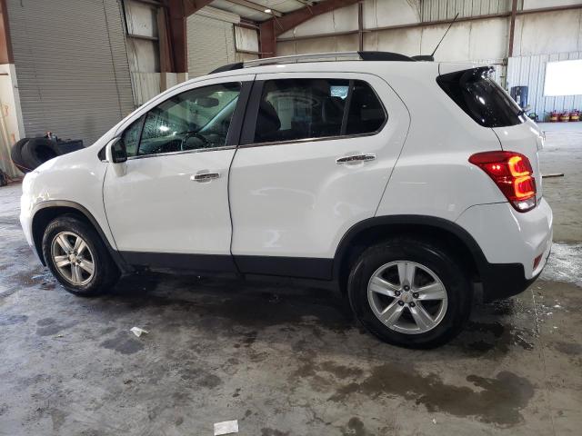 KL7CJPSB1KB838916 Chevrolet Trax 1LT 2