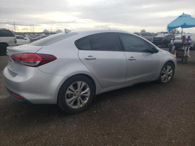 3KPFK4A76HE110576 KIA FORTE LX