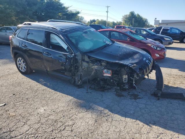 1C4PJMCS5FW773455 Jeep Cherokee Latitude