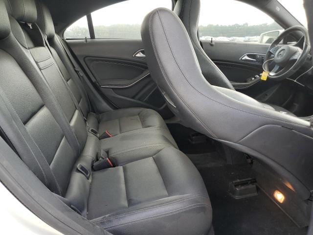 WDDSJ4GB8GN327219 Mercedes-Benz CLA 250 4MATIC