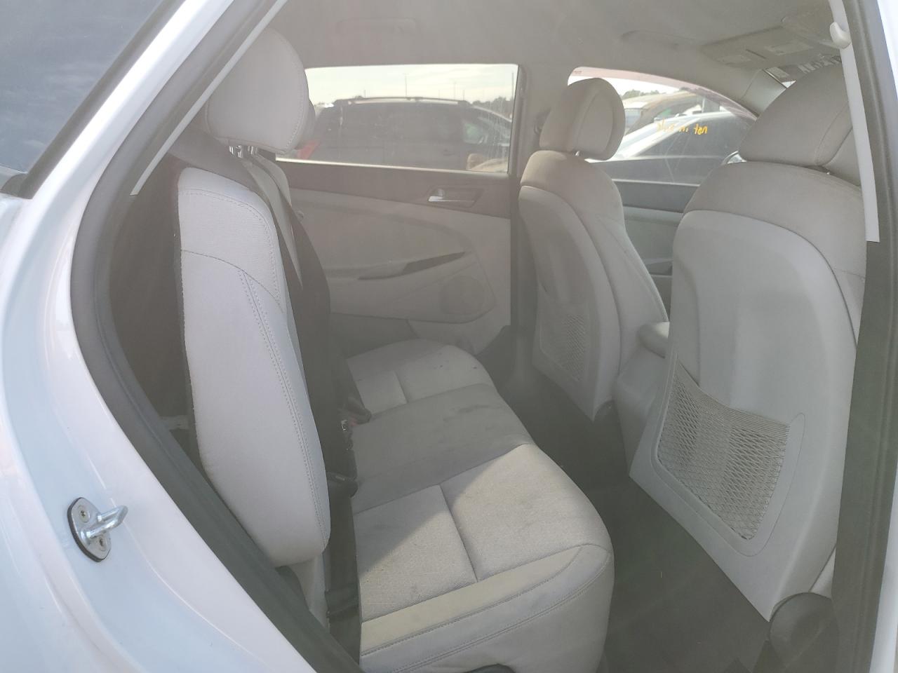 KM8J33A49HU394421 2017 Hyundai Tucson Limited